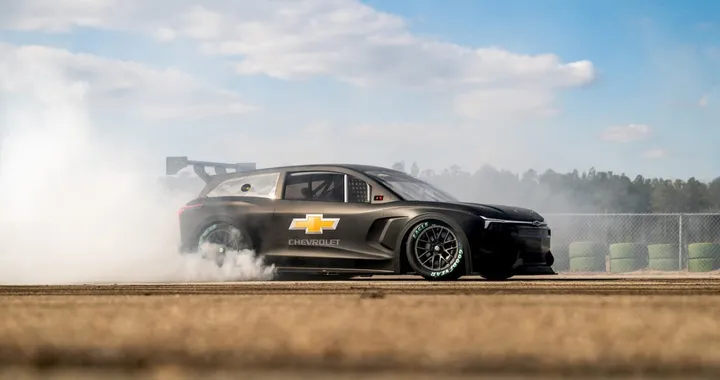 NASCAR entra nell’era elettrica: Il Blazer EV.R di Chevrolet è il futuro delle corse
