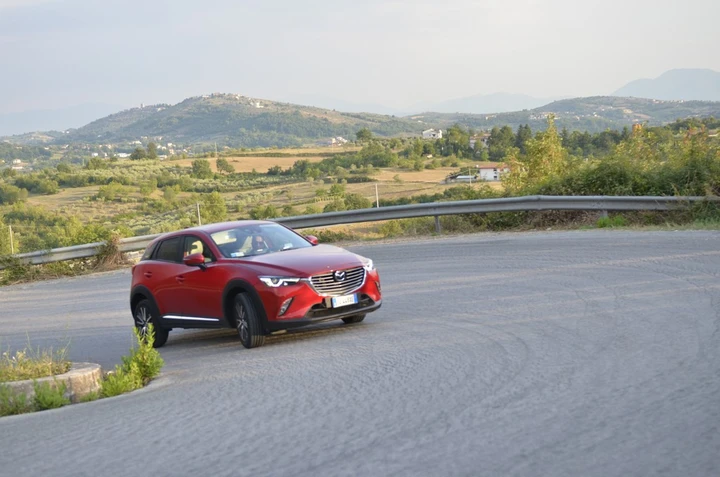 Mazda CX-3 AWD: la prova su strada