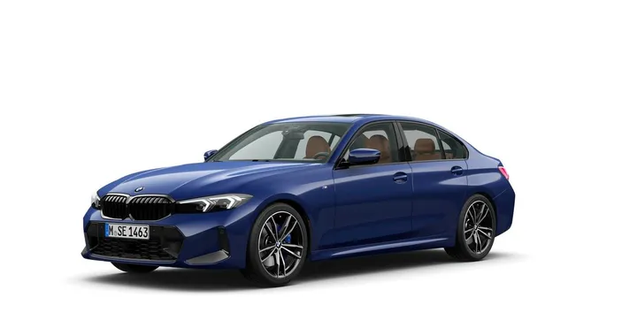 BMW 330i: debutta la nuova Sport Collection con trazione xDrive