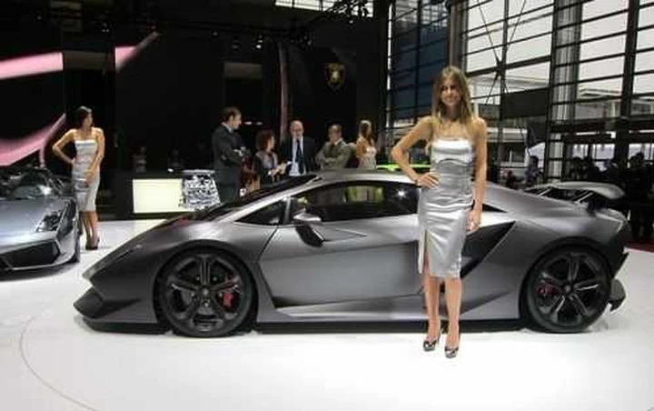 Lamborghini: la nuova Murciélago si chiamerà LP700-4
