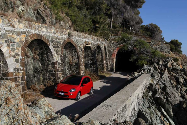Fiat Punto 2012 e Fiat Punto 2012 TwinAir
