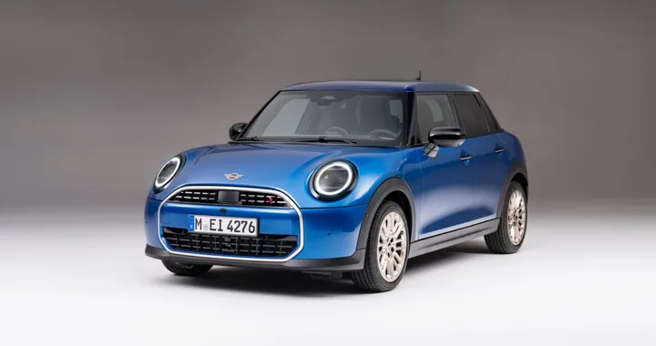 Mini Cooper 5 porte, il debutto della nuova generazione