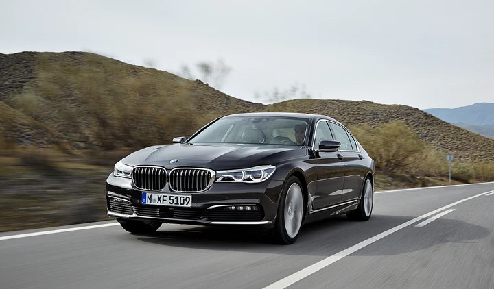 Nuova Bmw Serie 7 2015: foto e dati tecnici ufficiali