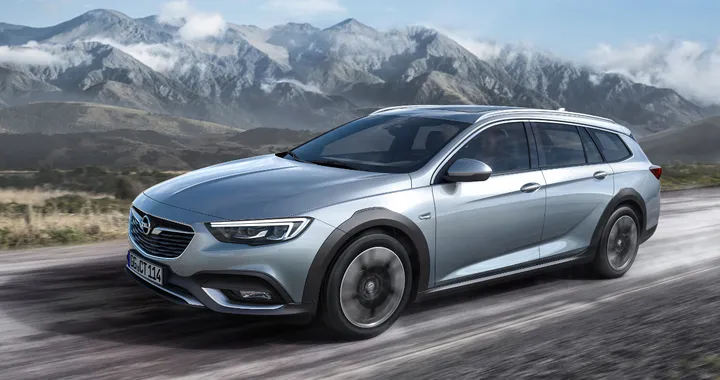 Nuova Opel Insignia Country Tourer: il meglio inizia oltre l’asfalto
