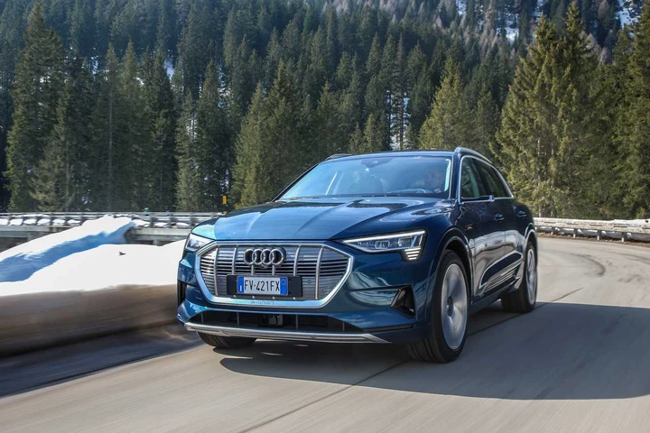 Audi e-tron, primo contatto con il nuovo SUV 100% elettrico