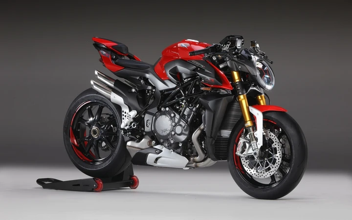 MV Agusta Brutale 1000 RR 2020: immagini ufficiali