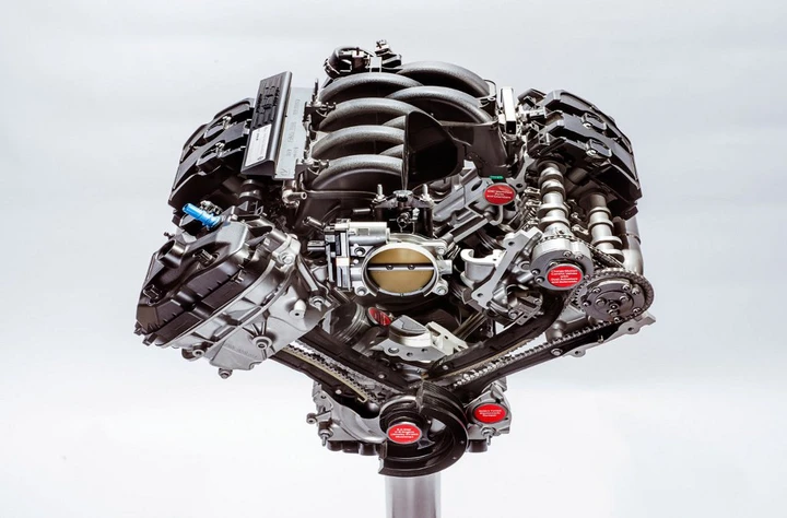 Shelby GT350 e GTR 350 R Mustang: V8 da 526 CV