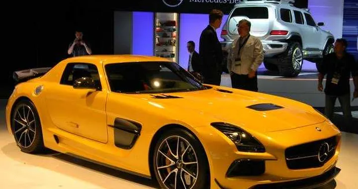 Michelin Pilot Sport Cup 2 su Mercedes SLS AMG