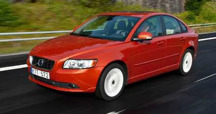 Volvo S40 e V50 DRIVe: filano... con poco