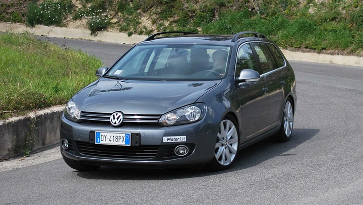 Volkswagen Golf Variant: quando il mito mette su famiglia