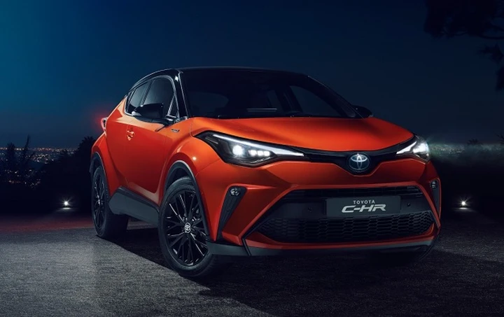 Toyota C-HR 2020: leggero restyling e nuova motorizzazione hybrid