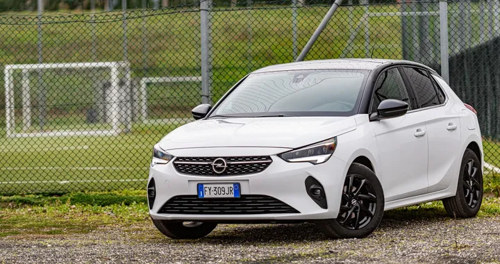 Opel Corsa 1.2 turbo MT: la prova su strada