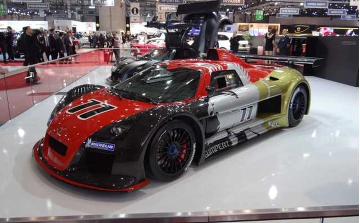 Gumpert Apollo R: dal Salone di Ginevra alla pista