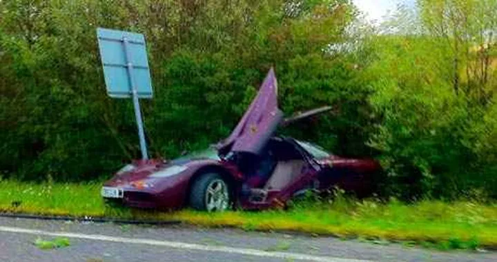 Incidente stradale per Mr Bean, distrutta la sua McLaren
