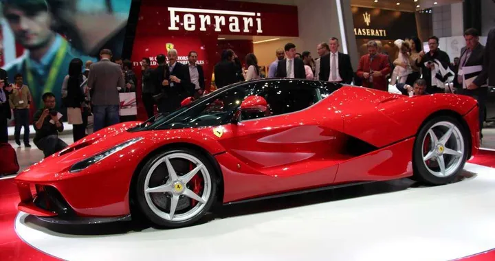 Ferrari LaFerrari: la regina di Ginevra e... del Web