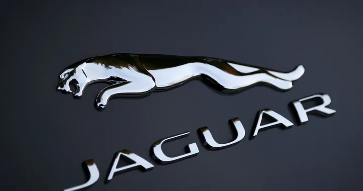 Jaguar F-Type, la nuova generazione arriverà nel 2022