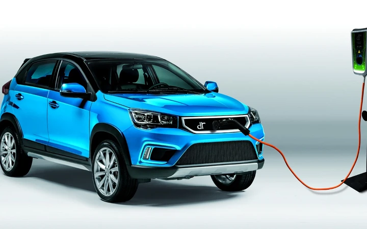 DR3 EV: il SUV italiano a zero emissioni debutta a Ginevra
