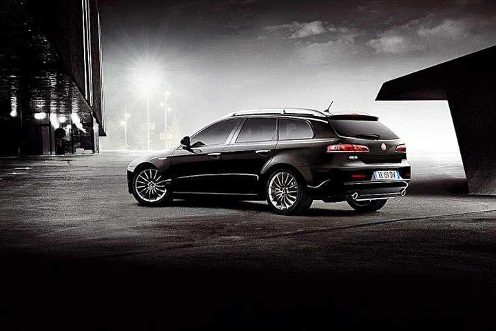 Alfa Romeo 159 Super (accessoriata) da 23.700 euro