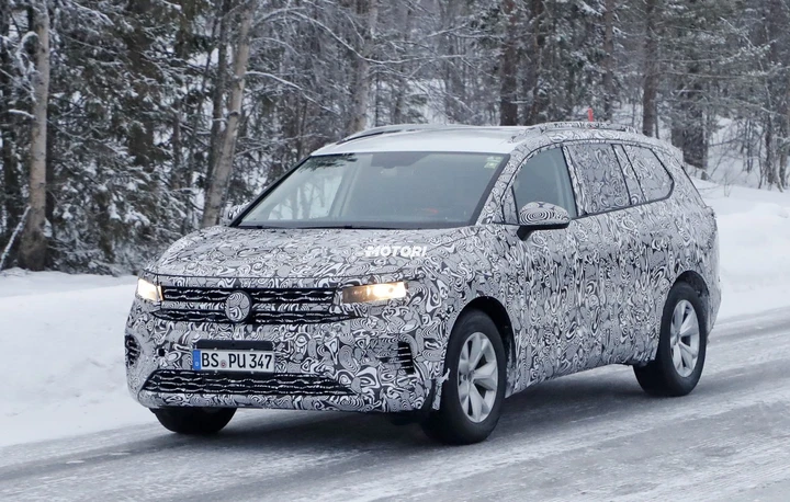 Volkswagen SVM, il nuovo SUV per la Cina spiato durante test