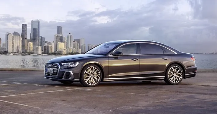 Audi A8: lusso e tecnologia