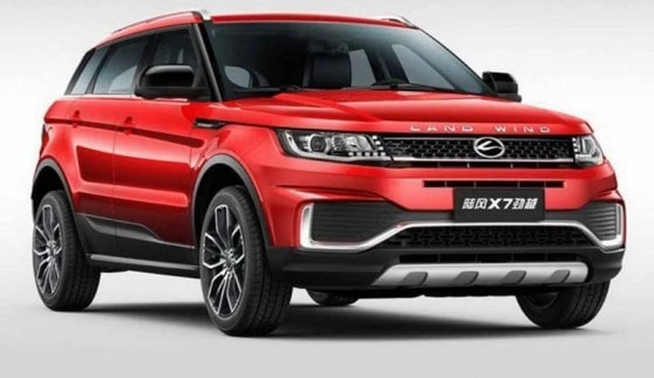 Range Rover Evoque: bloccate le vendite del clone cinese