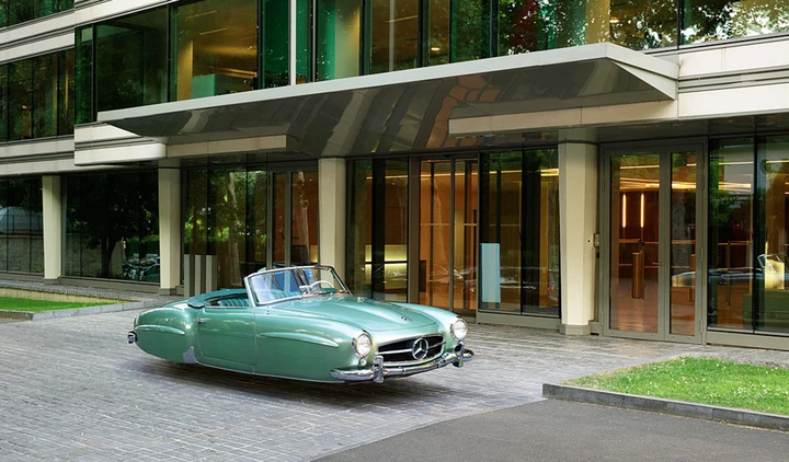 Air Drive: la mostra delle automobili volanti