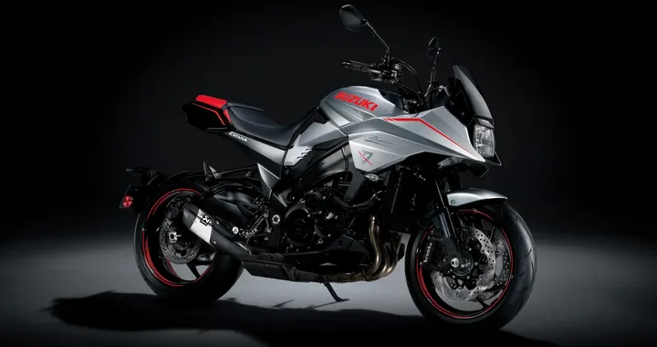 Suzuki Katana Jindachi, fascino vintage con tutto di serie