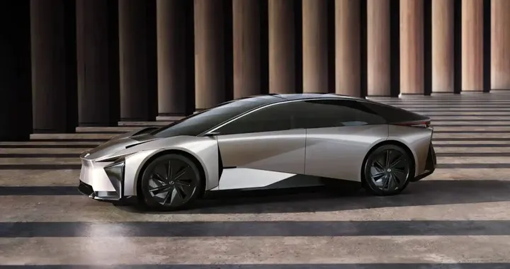 Toyota cancella la Lexus LF-ZC ma prepara una nuova ammiraglia elettrica