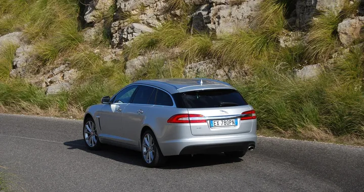 Jaguar XF 2.2 D 163 CV Sportbrake: long term test