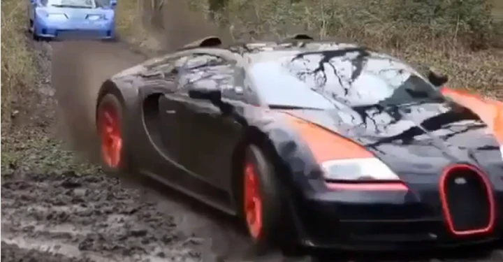 Bugatti, LaFerrari e Lamborghini: un video da rallycross!