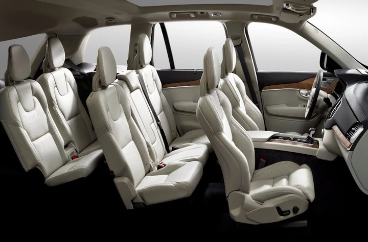 Nuova Volvo XC90 2014: le immagini degli interni