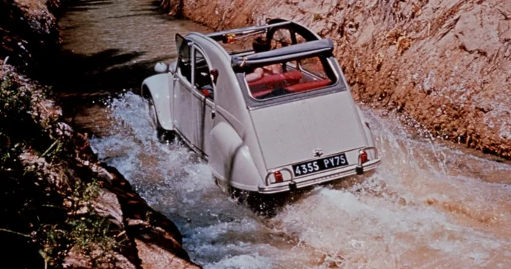 Citroen: le sospensioni rivoluzionarie della 2CV