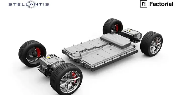 Auto elettriche più sicure: la schiuma antincendio di Stellantis