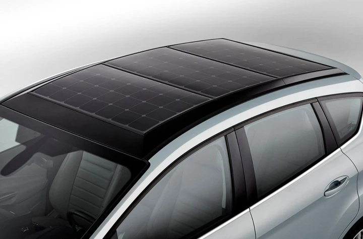 Ford C-Max Solar Energi Concept: ibrida a energia solare