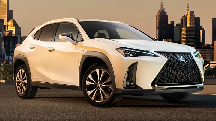 Lexus UX: il SUV compatto premium debutta a Ginevra