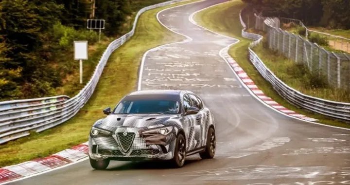 Alfa Romeo Stelvio Quadrifoglio: record al Nurburgring