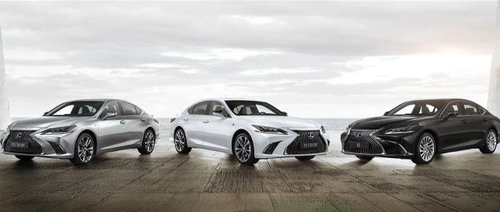 Lexus ES Hybrid 2019, via alle prevendite: ecco prezzi e allestimenti