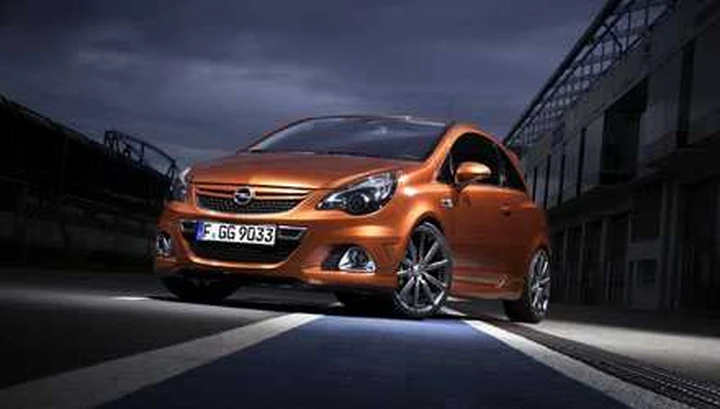 Opel Corsa OPC Nürburgring Edition, da 24.000 euro
