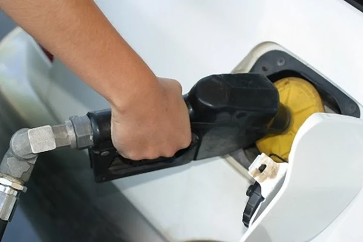 Carburante sporco o annacquato: boom di auto e scooter in panne a Roma