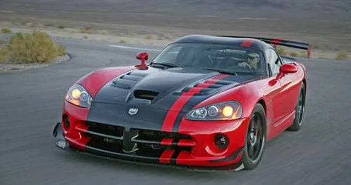 Ancora 500 esemplari per la Dodge Viper
