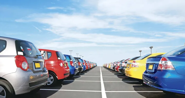 Vendite auto nel 2015 spesi 4 miliardi in più