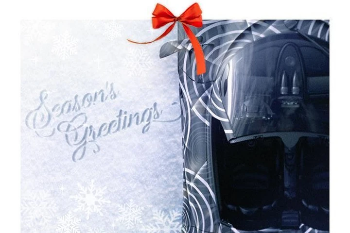 Pagani: nuovo teaser per la Huayra Roadster