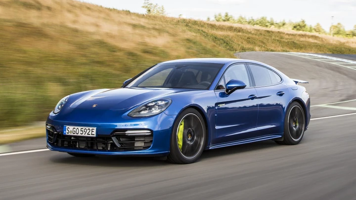 Porsche, annunciato richiamo per 340.000 unità