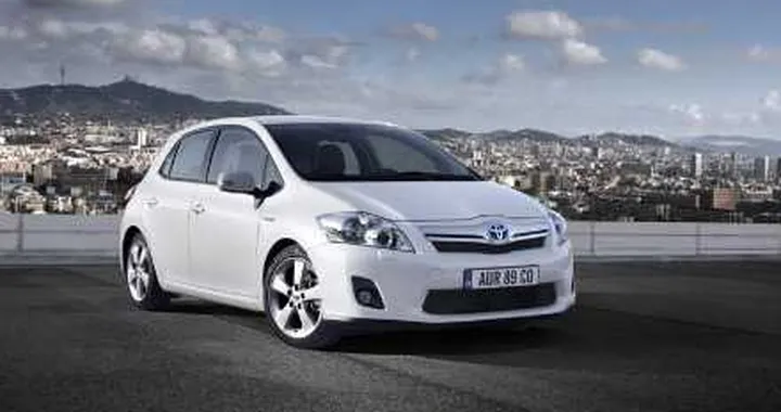 Toyota Auris Hybrid: dato il via alla produzione in Europa