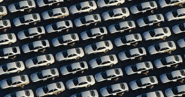 Mercato auto: nel 2013 in calo del 7,09%