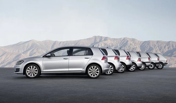 Volkswagen Golf restyling 2017: arriva a novembre