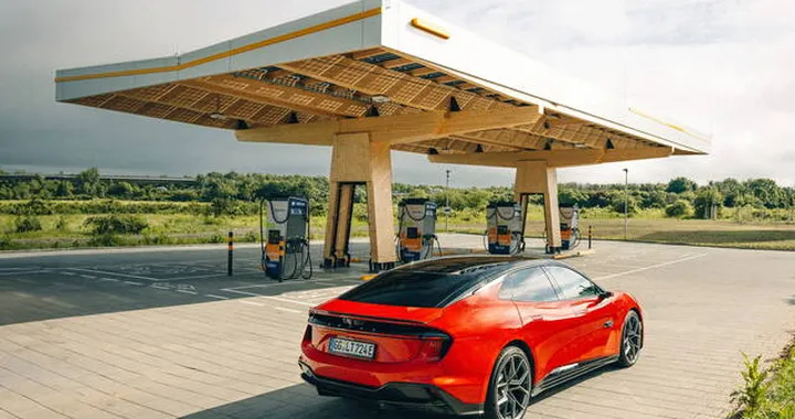 Batterie al silicio: l’auto elettrica del futuro correrà per 5.000 km con una ricarica