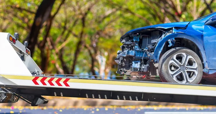 Auto con sistema anticollisione non funziona: tamponato un SUV
