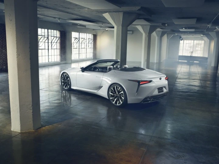 Lexus LC Convertible Concept: a Detroit con il vento tra i capelli
