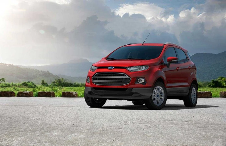 Ford Tourneo Courier e Ford EcoSport